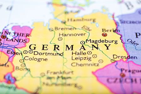 GOLDBECK, Holcim, and Paebbl deliver carbon-storing industrial floor in a first for German construction