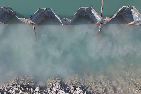 Hakkers and Paebbl launch world’s first carbon-storing harbour infrastructure
