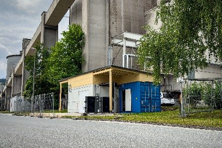 ZEUS joint project: CO2 membrane separation plant goes into operation
